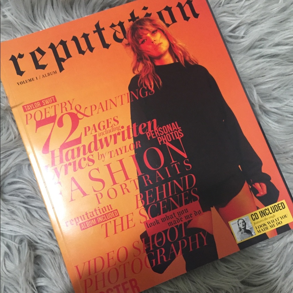 BRAND NEW Taylor Swift Reputation Magazine and CD